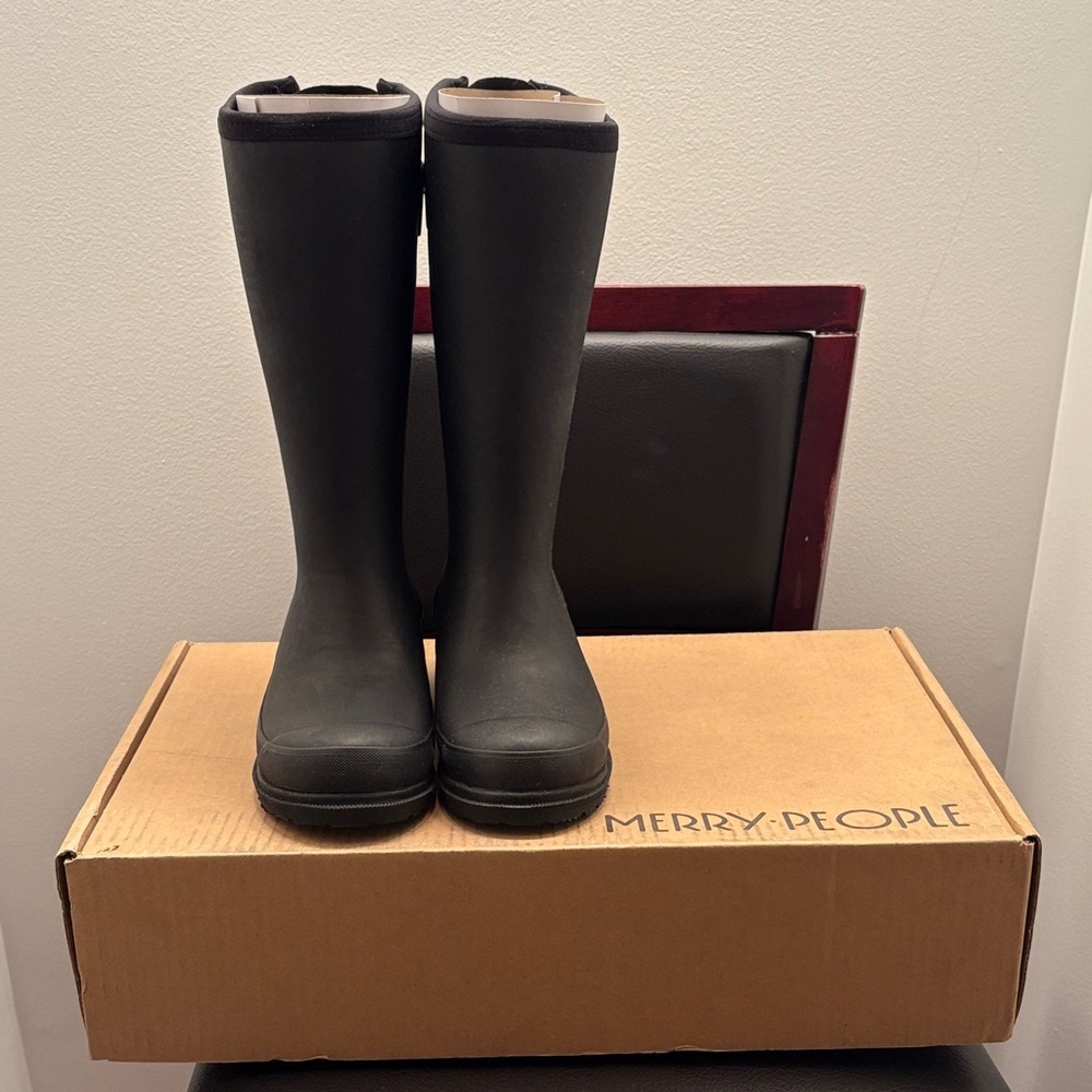 New Tall Waterproof Merry People Darcy Boot Black Women's Rain Boots Size 6-6.5 - Picture 3 of 6